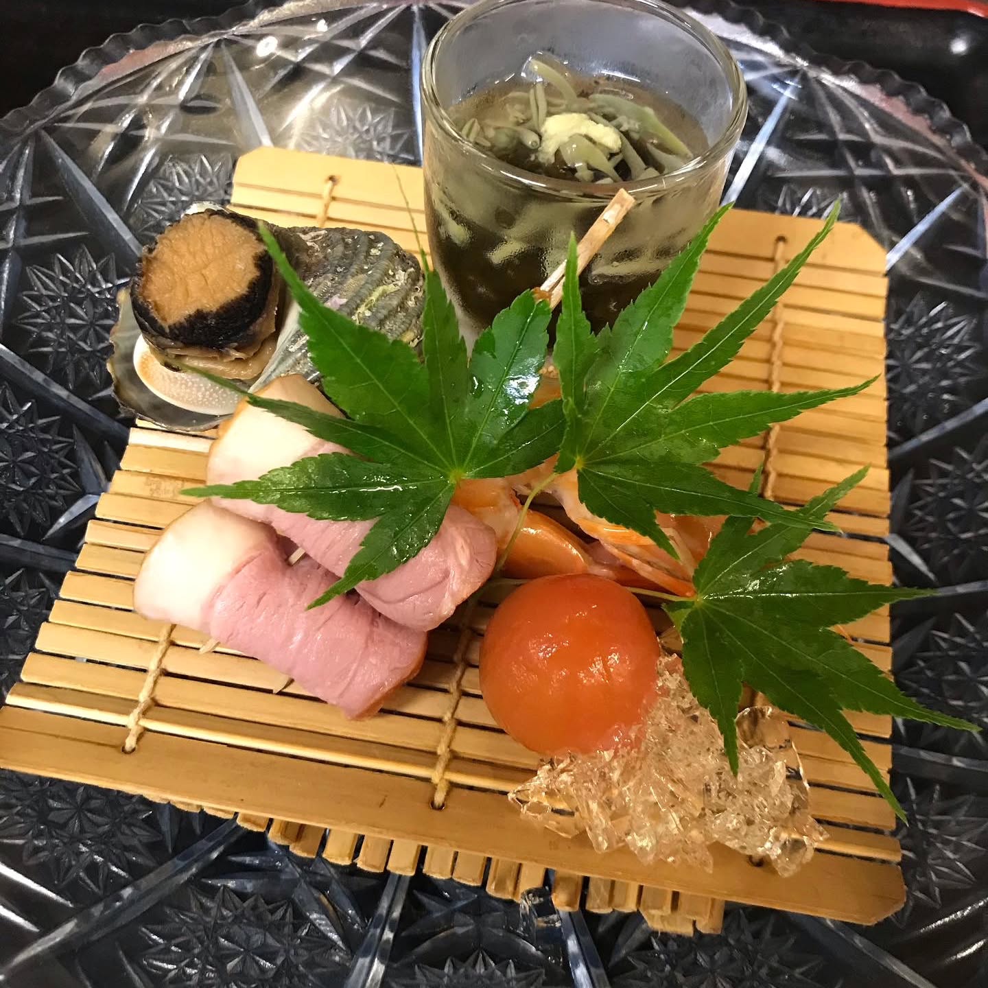 和食会席料理　成花暑くなってきた🌞栄養バランス考えて季節の食材を食べましょ🥰

❣️特別な日はSpecial料理で❣️
特別個室ございます。
お祝いコース、ご法事コースございます。
お子様御膳ございます

http://narihana.co.jp
和食会席料理　成花

Lunch:11:30～14:30
Dinner:17:00～21:30

日曜日夕方、月曜日定休